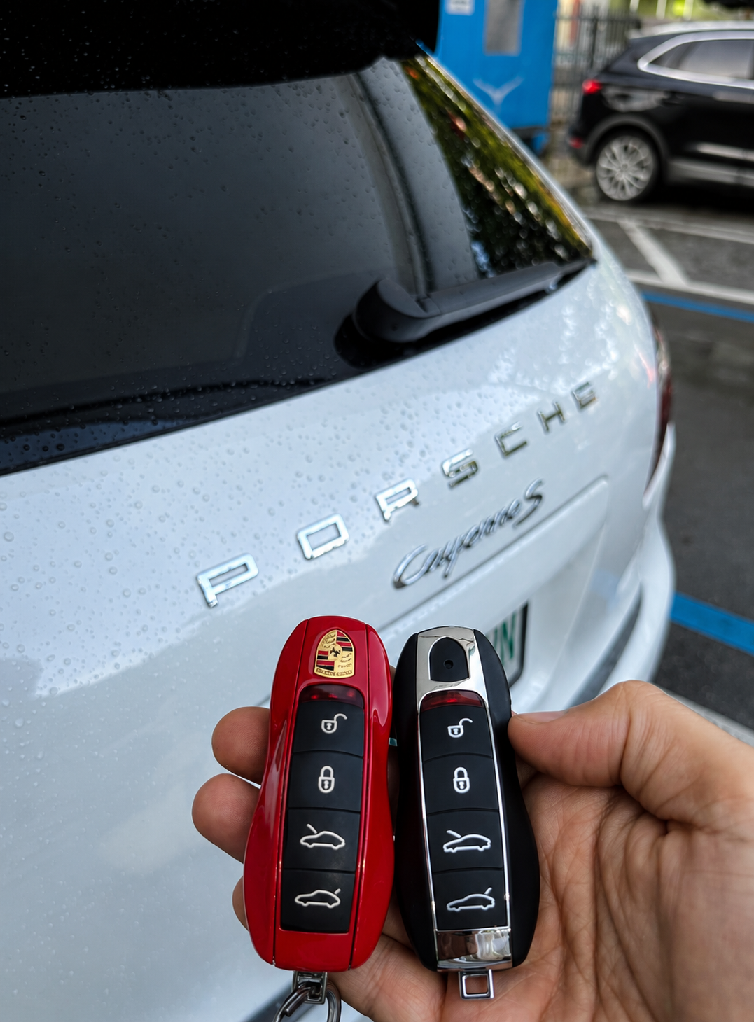 Porsche Cayenne — Rainy-Day Key Pair