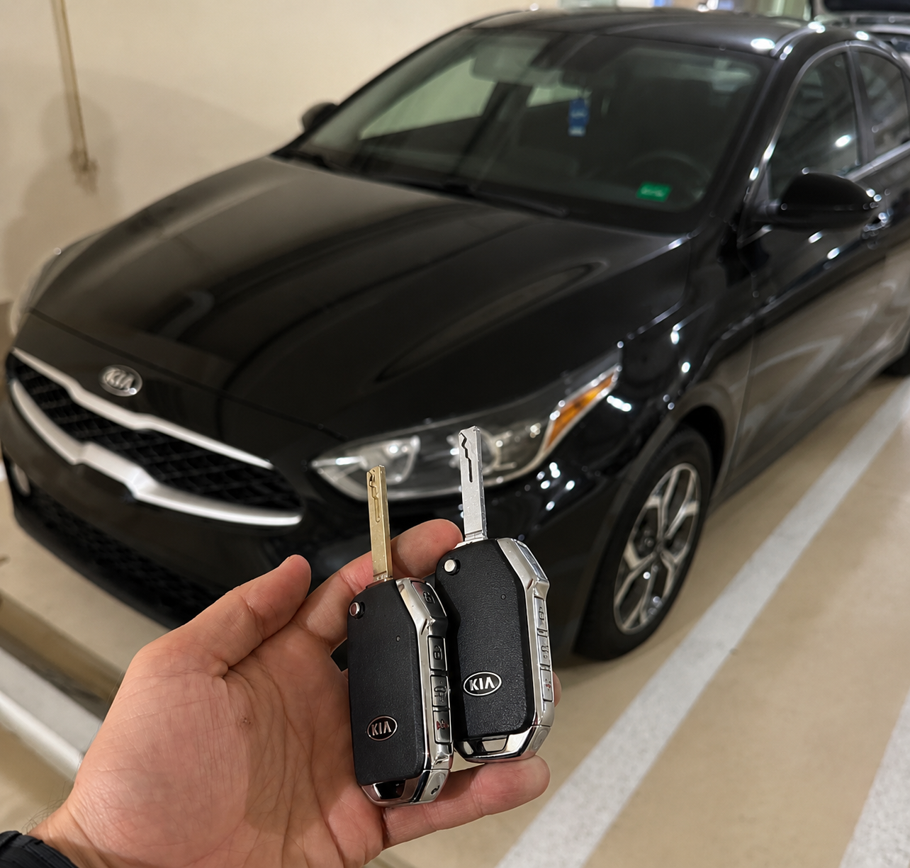 Kia sedan flip keys duplicated on-site