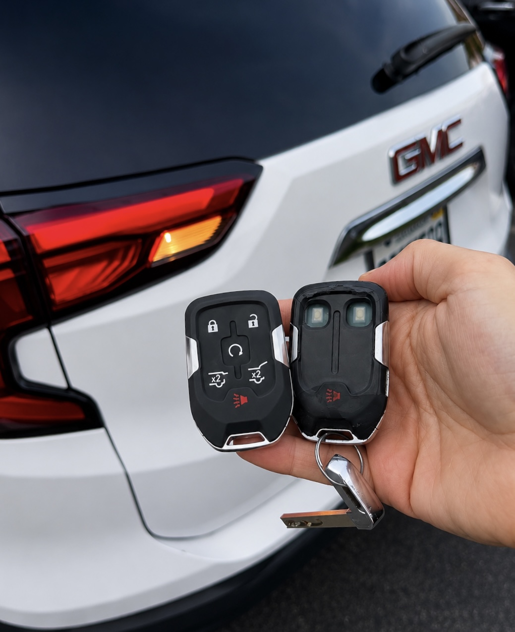 GMC SUV remote pair replacement with emergency key blade